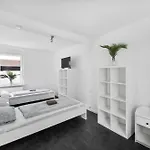 Διαμέρισμα Work & In Mit Badewanne Und Kueche