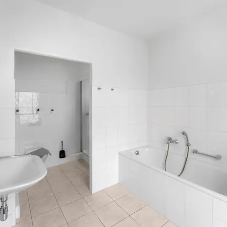 Διαμέρισμα Work & In Mit Badewanne Und Kueche *
